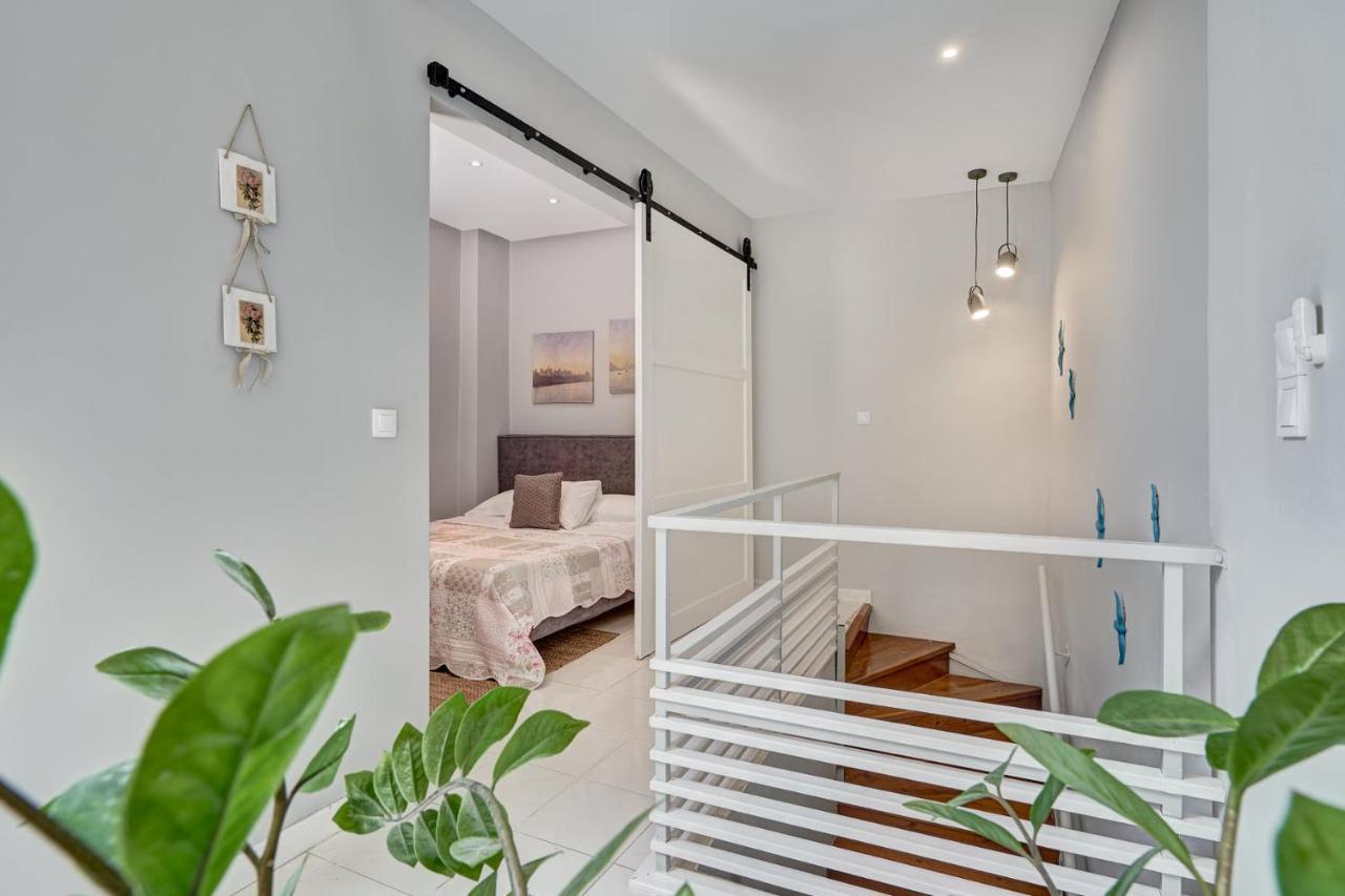 Old Town Luxury Velvet Apartment Rhodes City Exteriör bild