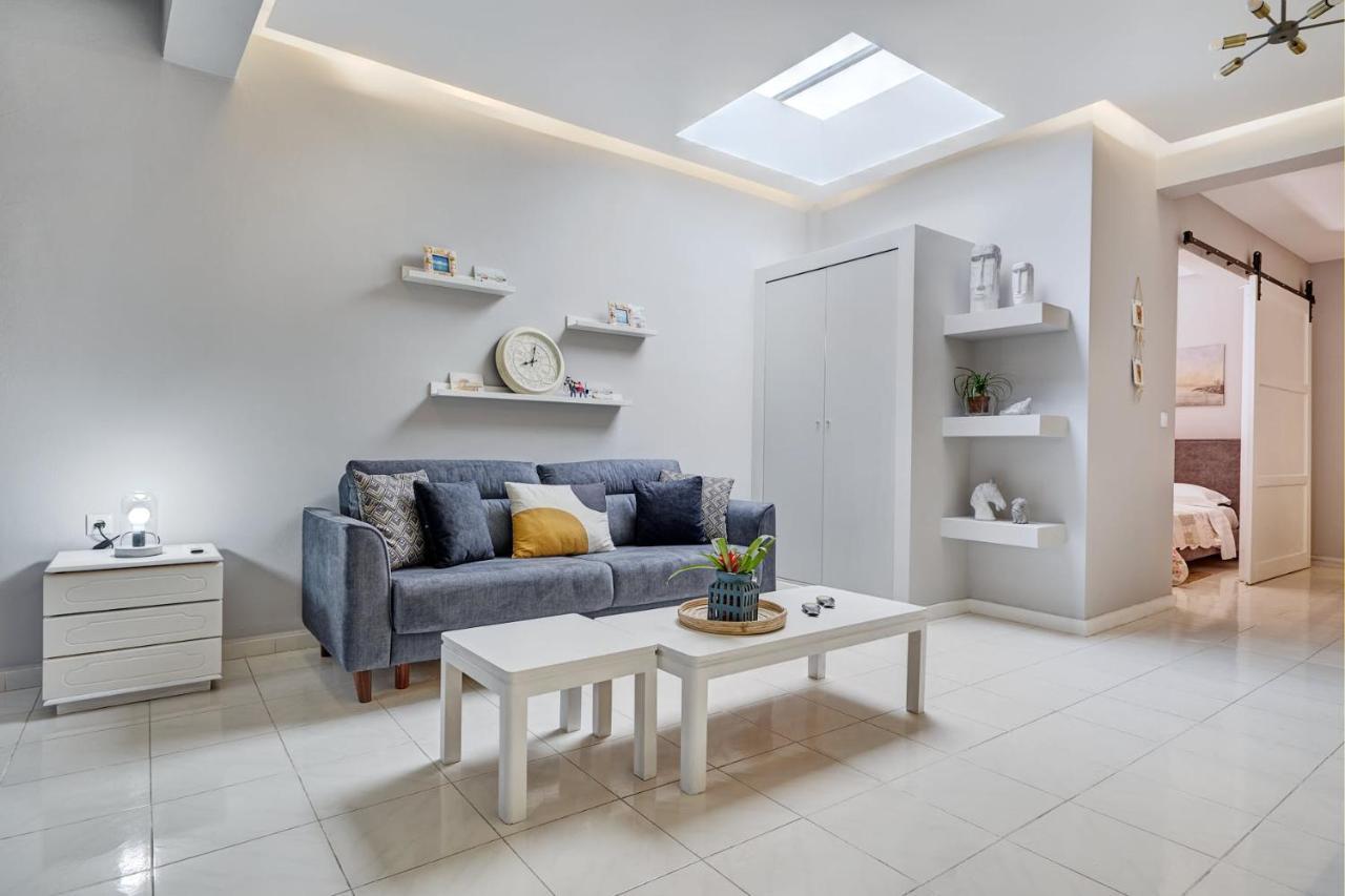 Old Town Luxury Velvet Apartment Rhodes City Exteriör bild
